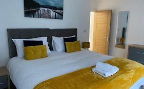 Marie'S Serviced Apartments- 2 Bedroom City Stay